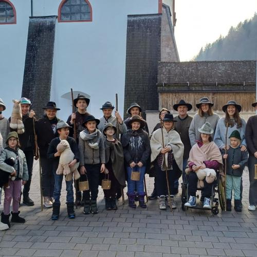 Alle auf einen Blick 