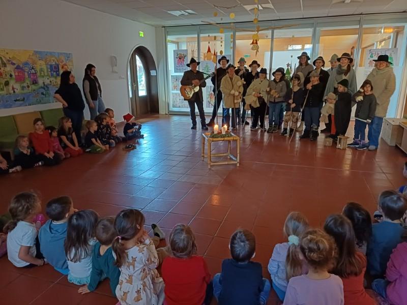 Anklöpfeln im Kindergarten Kramsach