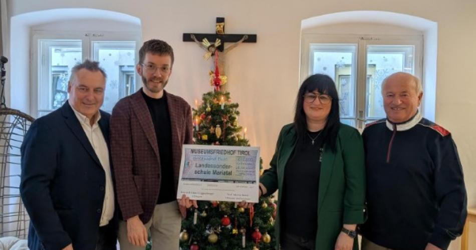 Spendenübergabe Museumsfriedhof Kramsach